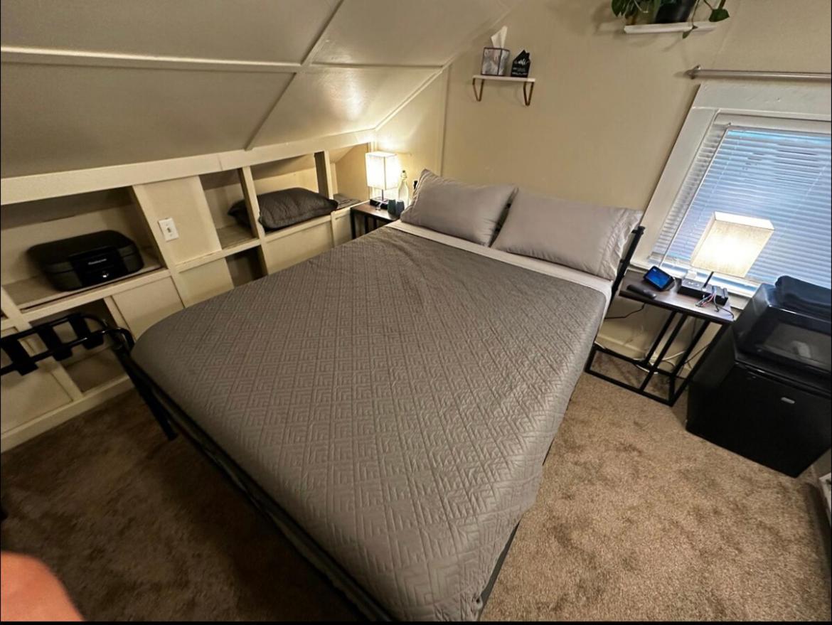 Tacoma Homestay- With Breakfast Included-Private Room Zewnętrze zdjęcie